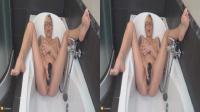 side-by-side 3D mature slut toying in the bathtub