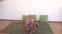 ponytailed blonde babe on her knees sucking her toy in real 3d