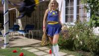 pigtailed cheerleader in crosseyed 3d