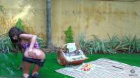 brunette getting her clit wet during a picnic in stereo